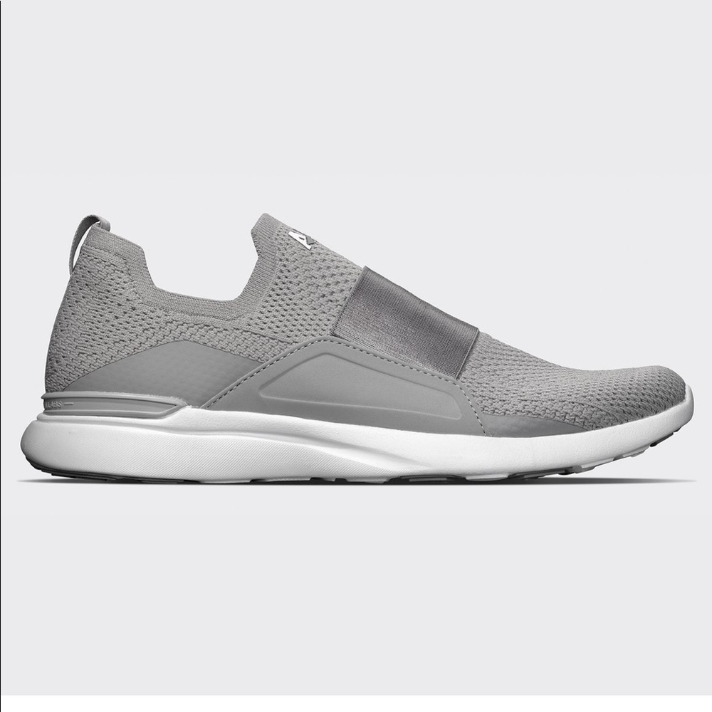 NWT APL Techloom Bliss - 8.5